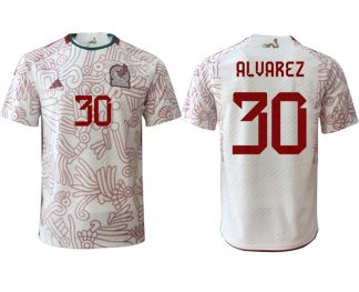 Kaufe Herren Mexiko FIFA WM Katar 2022 Auswärtstrikot weiß rot Kurzarm ALVAREZ 30