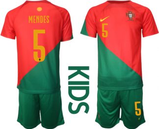 Kinder Portugal Heimtrikot T-Shirt Fußball-WM 2022 rot grün Trikotsatz Kit MENDES 5