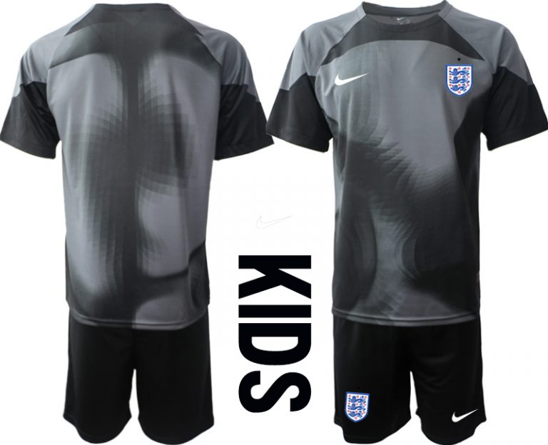 Kinder Fußball Trikot England Torwarttrikot 2022/23 schwarz Kurzarm + Kurze Hosen